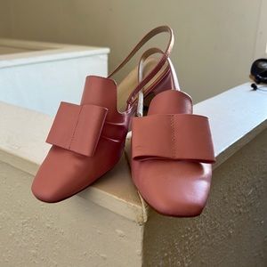 Intentionally Blank Pink Bow Heels